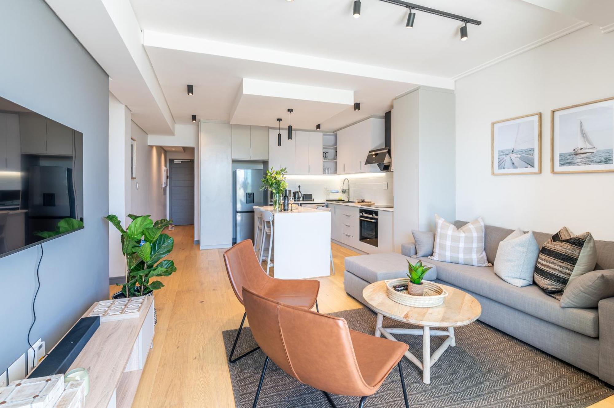 Designer Beachfront 2 Bed With Swimming Pool In Blouberg, Cape Town- 02 Azul Apartment *