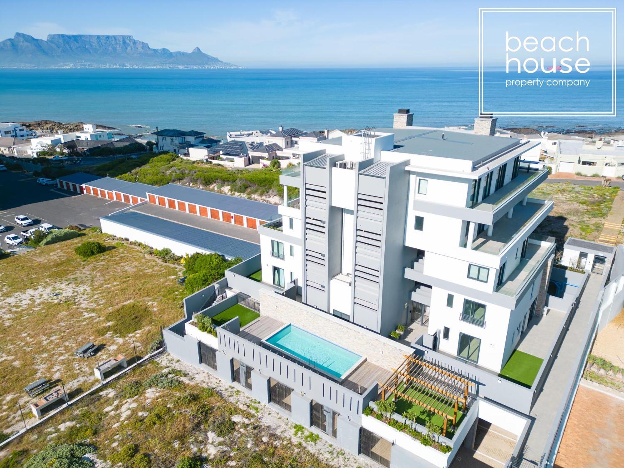 Apartment Designer Beachfront 2 Bed With Swimming Pool In Blouberg, Cape Town- 02 Azul *