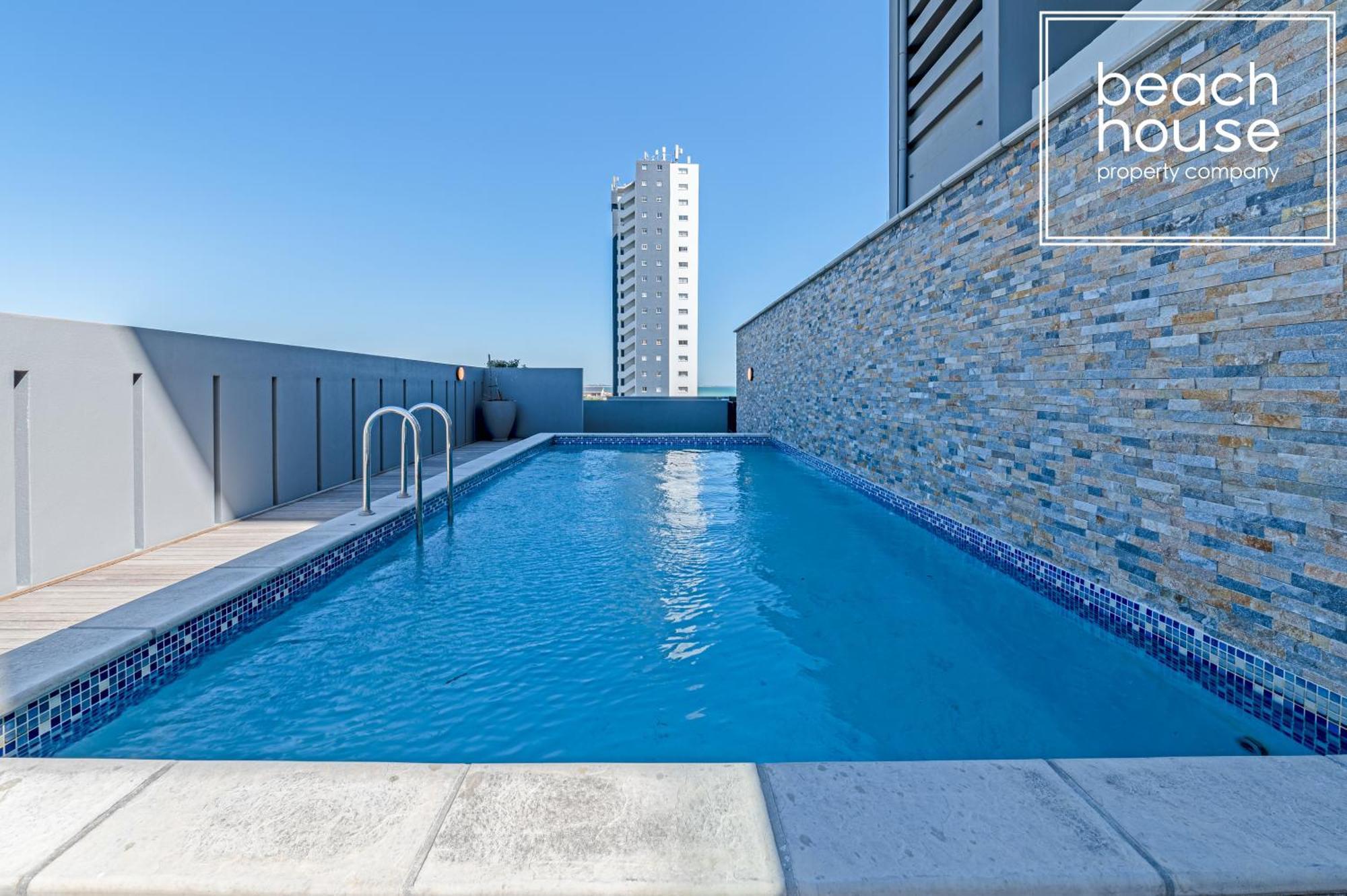 Designer Beachfront 2 Bed With Swimming Pool In Blouberg, Cape Town- 02 Azul Appartement Le Cap